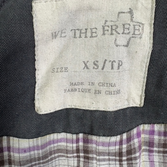 ⭐️WE THE FREE Military Style Half Trench Coat with Half Length Sleeves - Picture 8 of 8